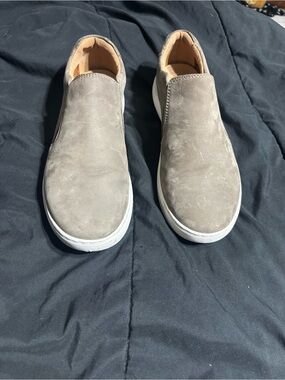 Clarks Women's Slip-On Flats in Taupe Suede